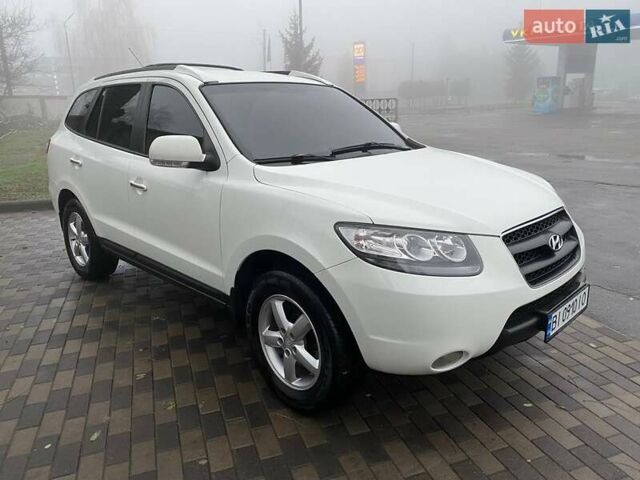 Белый Хендай Санта Фе, объемом двигателя 2.19 л и пробегом 290 тыс. км за 10700 $, фото 2 на Automoto.ua