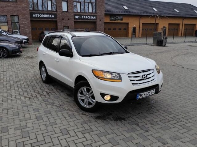 Белый Хендай Санта Фе, объемом двигателя 2.4 л и пробегом 200 тыс. км за 8300 $, фото 3 на Automoto.ua