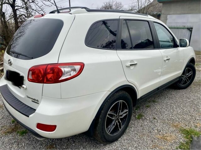 Белый Хендай Санта Фе, объемом двигателя 2.2 л и пробегом 291 тыс. км за 5200 $, фото 2 на Automoto.ua