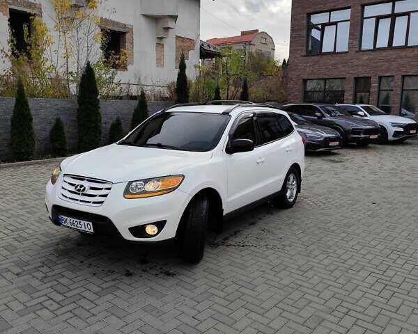 Білий Хендай Санта Фе, об'ємом двигуна 2.4 л та пробігом 320 тис. км за 8300 $, фото 6 на Automoto.ua