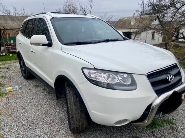 Белый Хендай Санта Фе, объемом двигателя 2.2 л и пробегом 291 тыс. км за 5200 $, фото 3 на Automoto.ua