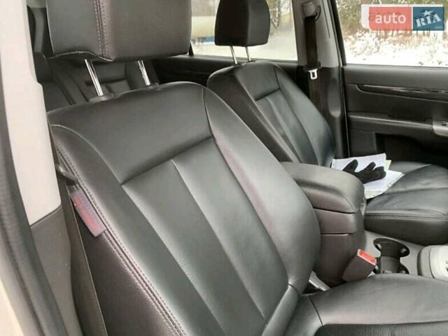 Білий Хендай Санта Фе, об'ємом двигуна 2.2 л та пробігом 201 тис. км за 13300 $, фото 4 на Automoto.ua