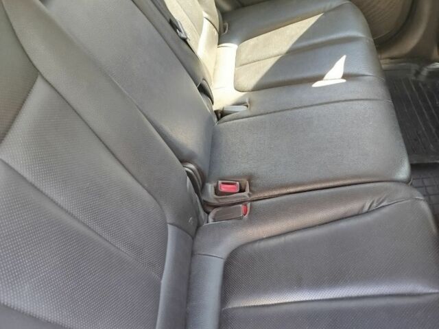 Белый Хендай Санта Фе, объемом двигателя 2.2 л и пробегом 175 тыс. км за 14700 $, фото 4 на Automoto.ua