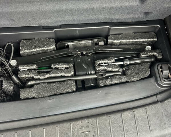 Білий Хендай Санта Фе, об'ємом двигуна 2.2 л та пробігом 178 тис. км за 13499 $, фото 17 на Automoto.ua