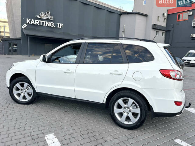 Хендай Санта Фе 2011 в Ивано-Франковске на Automoto.ua Белый Хендай Санта Фе, объемом двигателя 2.2 л и пробегом 298 тыс. км за 10400 $, фото 13 на Automoto.ua