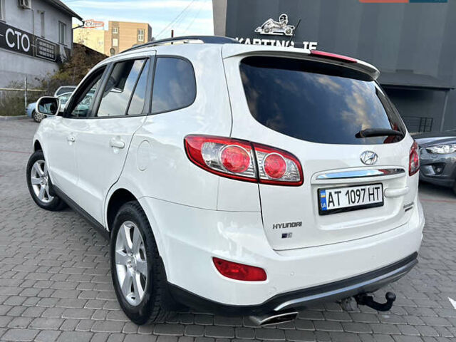 Хендай Санта Фе 2011 в Ивано-Франковске на Automoto.ua Белый Хендай Санта Фе, объемом двигателя 2.2 л и пробегом 298 тыс. км за 10400 $, фото 12 на Automoto.ua