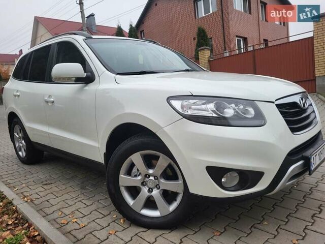 Белый Хендай Санта Фе, объемом двигателя 2.2 л и пробегом 298 тыс. км за 12700 $, фото 5 на Automoto.ua