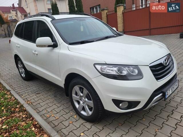 Белый Хендай Санта Фе, объемом двигателя 2.2 л и пробегом 298 тыс. км за 12700 $, фото 15 на Automoto.ua