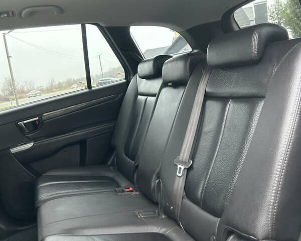 Білий Хендай Санта Фе, об'ємом двигуна 2.2 л та пробігом 183 тис. км за 13800 $, фото 78 на Automoto.ua