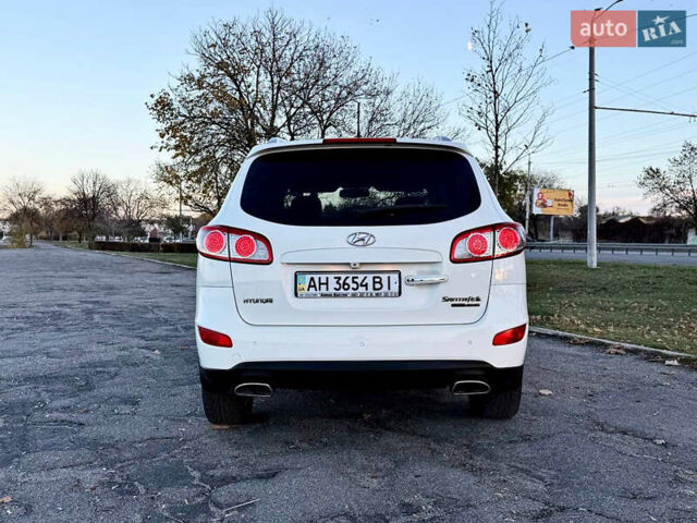 Белый Хендай Санта Фе, объемом двигателя 2.2 л и пробегом 67 тыс. км за 14999 $, фото 14 на Automoto.ua