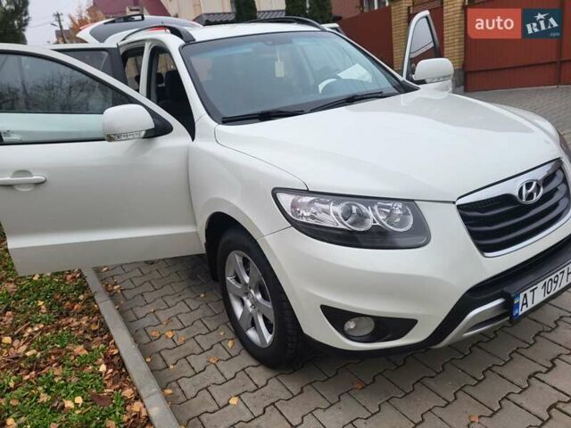 Белый Хендай Санта Фе, объемом двигателя 2.2 л и пробегом 298 тыс. км за 12700 $, фото 85 на Automoto.ua
