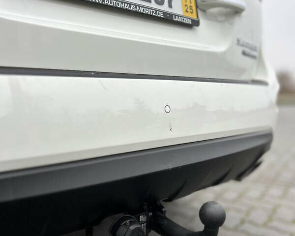 Білий Хендай Санта Фе, об'ємом двигуна 2.2 л та пробігом 183 тис. км за 13800 $, фото 94 на Automoto.ua