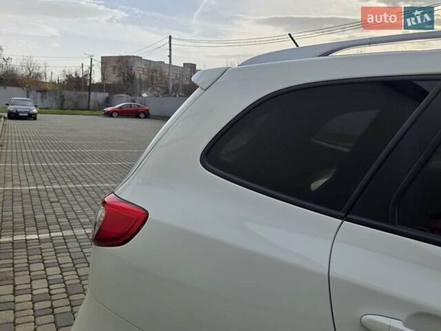 Белый Хендай Санта Фе, объемом двигателя 2.2 л и пробегом 211 тыс. км за 13850 $, фото 14 на Automoto.ua