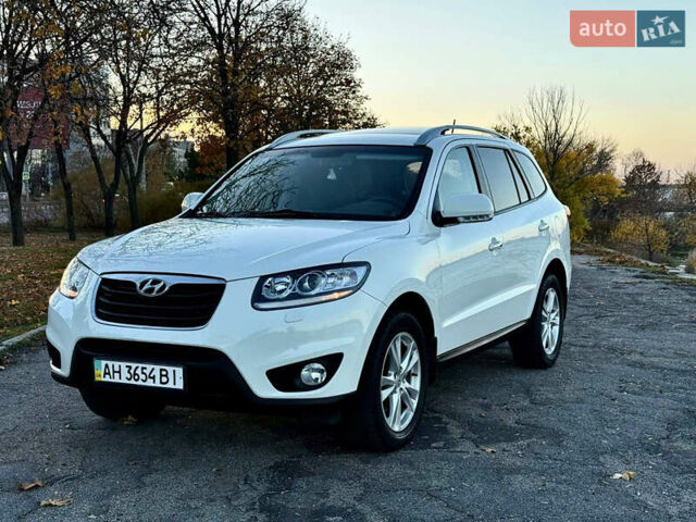 Белый Хендай Санта Фе, объемом двигателя 2.2 л и пробегом 67 тыс. км за 14999 $, фото 9 на Automoto.ua