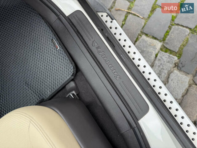 Білий Хендай Санта Фе, об'ємом двигуна 2.4 л та пробігом 98 тис. км за 13500 $, фото 36 на Automoto.ua