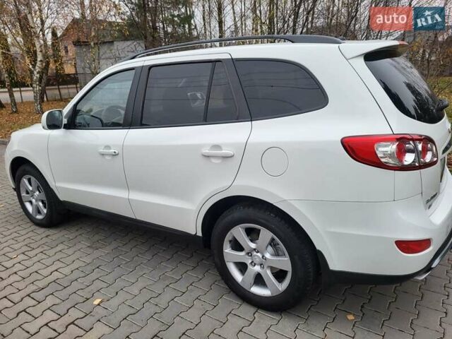 Белый Хендай Санта Фе, объемом двигателя 2.2 л и пробегом 298 тыс. км за 12700 $, фото 41 на Automoto.ua