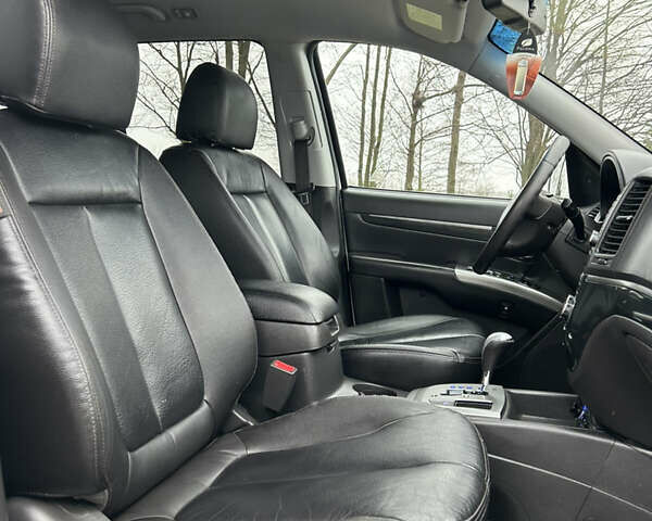 Білий Хендай Санта Фе, об'ємом двигуна 2.2 л та пробігом 183 тис. км за 13800 $, фото 51 на Automoto.ua