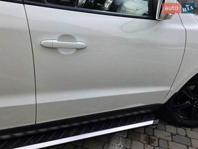 Белый Хендай Санта Фе, объемом двигателя 2.2 л и пробегом 211 тыс. км за 13850 $, фото 35 на Automoto.ua