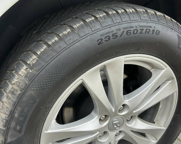 Білий Хендай Санта Фе, об'ємом двигуна 2.2 л та пробігом 183 тис. км за 13800 $, фото 93 на Automoto.ua