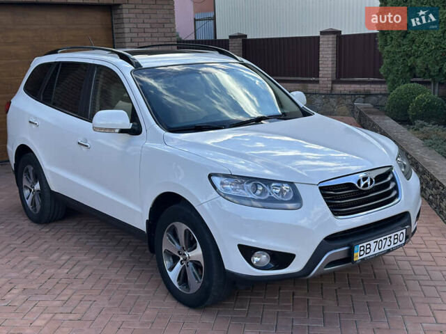 Хендай Санта Фе 2011 у Умани на Automoto.ua Білий Хендай Санта Фе, об'ємом двигуна 2.2 л та пробігом 147 тис. км за 14000 $, фото 5 на Automoto.ua