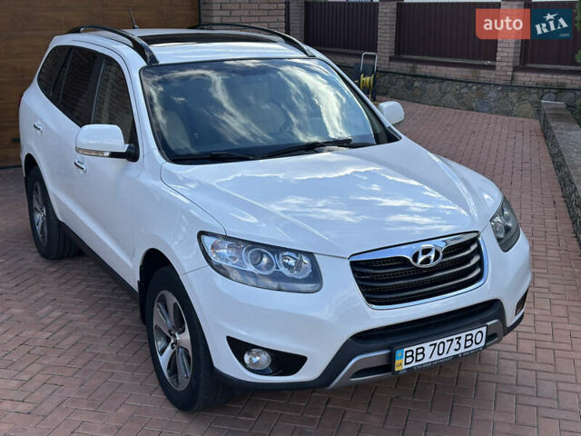 Хендай Санта Фе 2011 у Умани на Automoto.ua Білий Хендай Санта Фе, об'ємом двигуна 2.2 л та пробігом 147 тис. км за 14000 $, фото 6 на Automoto.ua