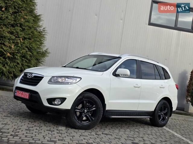 Белый Хендай Санта Фе, объемом двигателя 2.2 л и пробегом 211 тыс. км за 13850 $, фото 10 на Automoto.ua