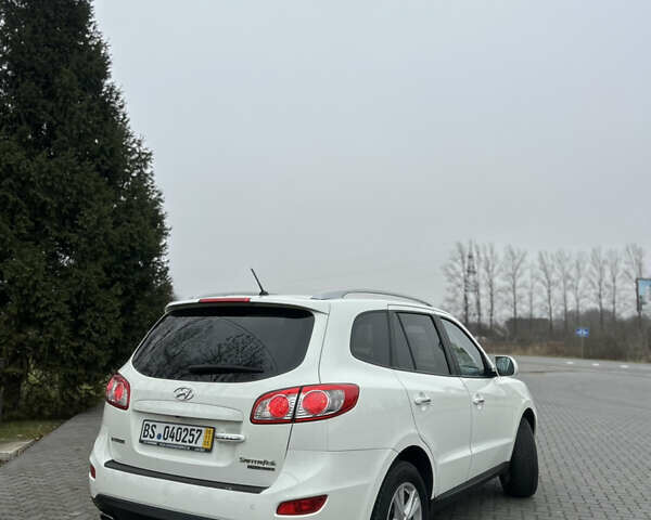 Білий Хендай Санта Фе, об'ємом двигуна 2.2 л та пробігом 183 тис. км за 13800 $, фото 12 на Automoto.ua
