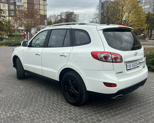 Білий Хендай Санта Фе, об'ємом двигуна 2.2 л та пробігом 178 тис. км за 13499 $, фото 2 на Automoto.ua