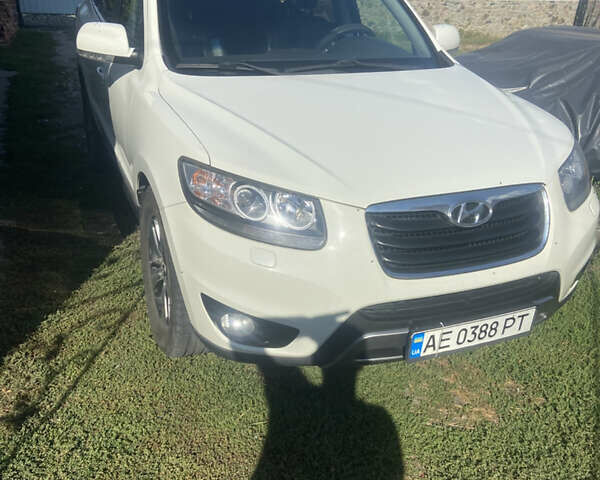 Білий Хендай Санта Фе, об'ємом двигуна 2.2 л та пробігом 234 тис. км за 14800 $, фото 2 на Automoto.ua