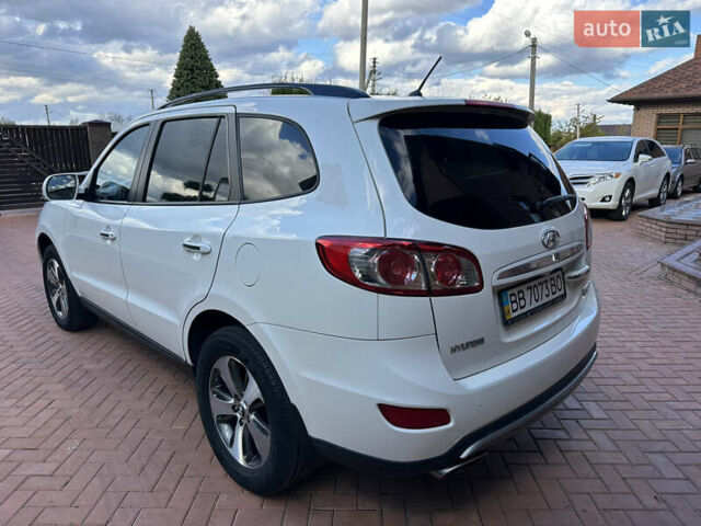 Хендай Санта Фе 2011 у Умани на Automoto.ua Білий Хендай Санта Фе, об'ємом двигуна 2.2 л та пробігом 147 тис. км за 14000 $, фото 10 на Automoto.ua