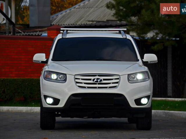 Білий Хендай Санта Фе, об'ємом двигуна 2.4 л та пробігом 127 тис. км за 12200 $, фото 4 на Automoto.ua