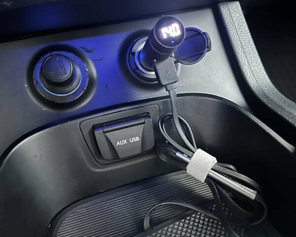 Белый Хендай Санта Фе, объемом двигателя 2.2 л и пробегом 120 тыс. км за 16500 $, фото 21 на Automoto.ua