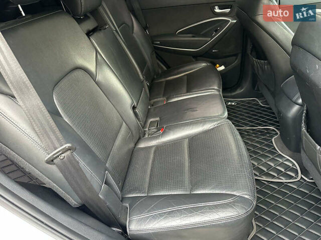 Білий Хендай Санта Фе, об'ємом двигуна 2 л та пробігом 209 тис. км за 14980 $, фото 16 на Automoto.ua