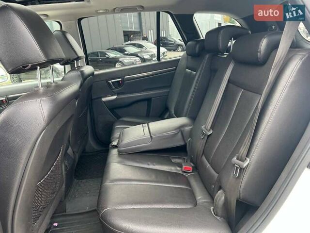 Хендай Санта Фе 2012 в Львове на Automoto.ua Белый Хендай Санта Фе, объемом двигателя 2.2 л и пробегом 218 тыс. км за 11590 $, фото 36 на Automoto.ua