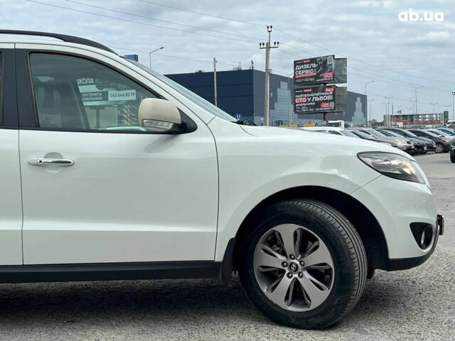 Хендай Санта Фе 2012 в Львове на Automoto.ua Белый Хендай Санта Фе, объемом двигателя 2.2 л и пробегом 218 тыс. км за 11590 $, фото 10 на Automoto.ua