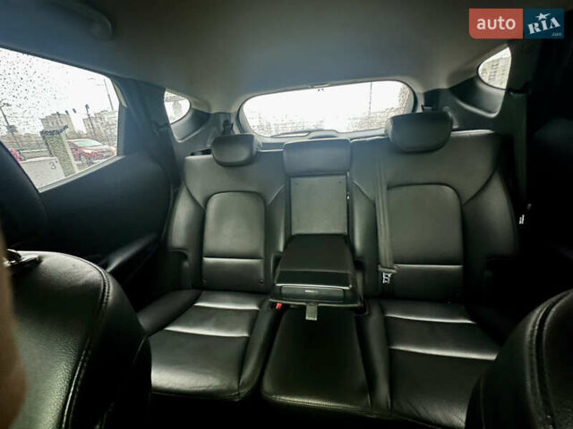 Белый Хендай Санта Фе, объемом двигателя 2.2 л и пробегом 120 тыс. км за 16500 $, фото 27 на Automoto.ua