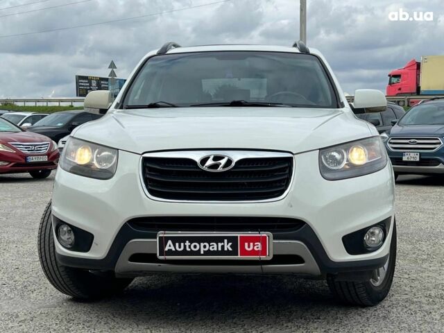Хендай Санта Фе 2012 в Львове на Automoto.ua Белый Хендай Санта Фе, объемом двигателя 2.2 л и пробегом 218 тыс. км за 11590 $, фото 1 на Automoto.ua