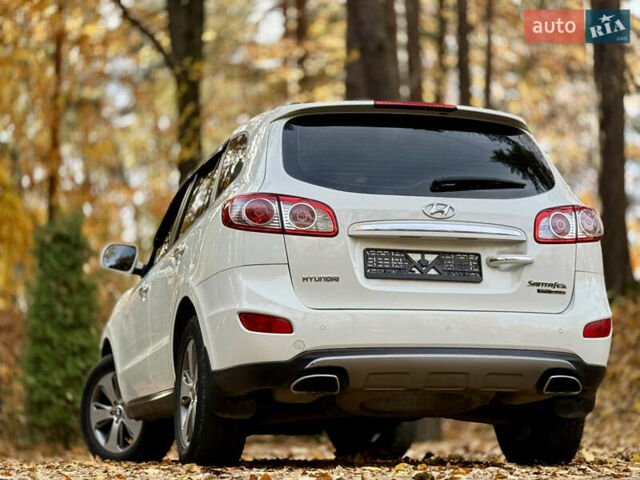 Белый Хендай Санта Фе, объемом двигателя 2.2 л и пробегом 218 тыс. км за 12450 $, фото 27 на Automoto.ua