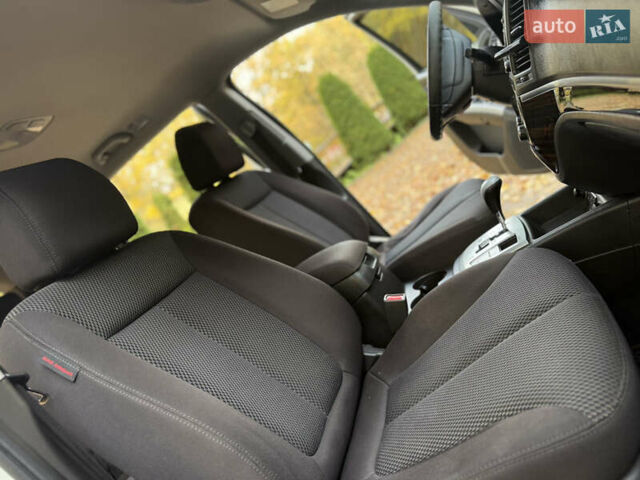 Белый Хендай Санта Фе, объемом двигателя 2.2 л и пробегом 218 тыс. км за 12450 $, фото 59 на Automoto.ua