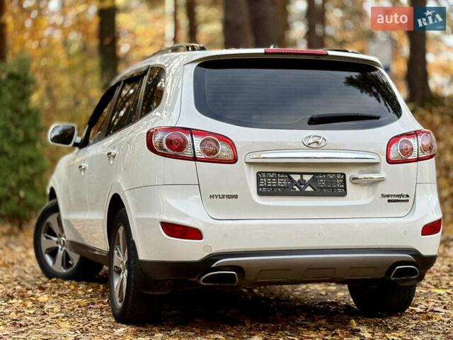 Белый Хендай Санта Фе, объемом двигателя 2.2 л и пробегом 218 тыс. км за 12450 $, фото 26 на Automoto.ua