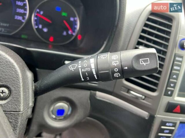 Хендай Санта Фе 2012 в Львове на Automoto.ua Белый Хендай Санта Фе, объемом двигателя 2.2 л и пробегом 218 тыс. км за 11590 $, фото 24 на Automoto.ua