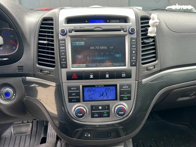 Хендай Санта Фе 2012 в Львове на Automoto.ua Белый Хендай Санта Фе, объемом двигателя 2.2 л и пробегом 218 тыс. км за 11590 $, фото 27 на Automoto.ua