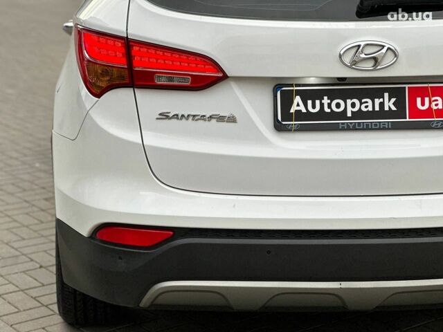 Білий Хендай Санта Фе, об'ємом двигуна 2 л та пробігом 209 тис. км за 14980 $, фото 9 на Automoto.ua