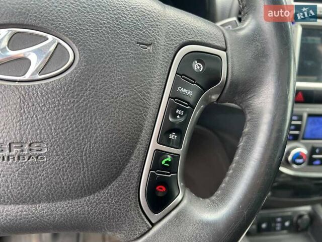 Хендай Санта Фе 2012 в Львове на Automoto.ua Белый Хендай Санта Фе, объемом двигателя 2.2 л и пробегом 218 тыс. км за 11590 $, фото 23 на Automoto.ua