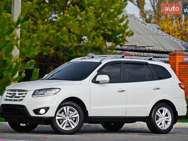 Білий Хендай Санта Фе, об'ємом двигуна 2.4 л та пробігом 127 тис. км за 12200 $, фото 3 на Automoto.ua