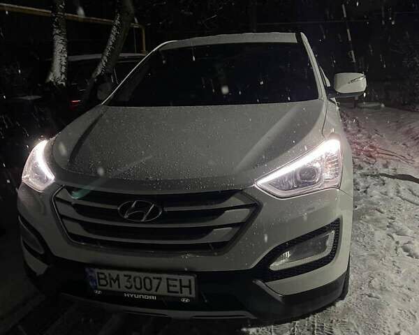Белый Хендай Санта Фе, объемом двигателя 2 л и пробегом 255 тыс. км за 16000 $, фото 1 на Automoto.ua