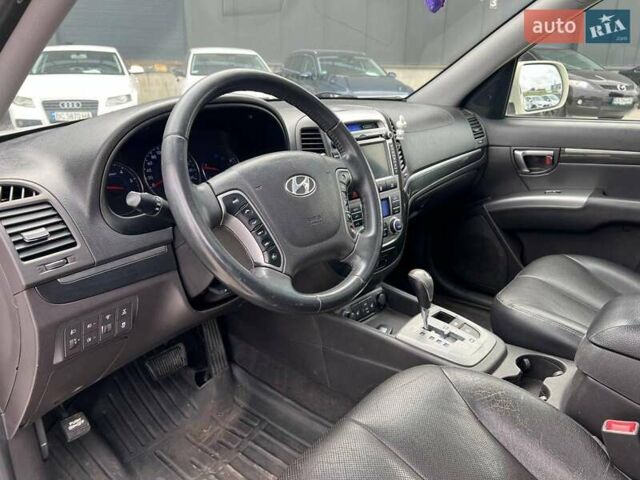 Хендай Санта Фе 2012 в Львове на Automoto.ua Белый Хендай Санта Фе, объемом двигателя 2.2 л и пробегом 218 тыс. км за 11590 $, фото 17 на Automoto.ua