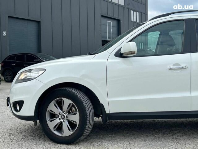 Хендай Санта Фе 2012 в Львове на Automoto.ua Белый Хендай Санта Фе, объемом двигателя 2.2 л и пробегом 218 тыс. км за 11590 $, фото 3 на Automoto.ua