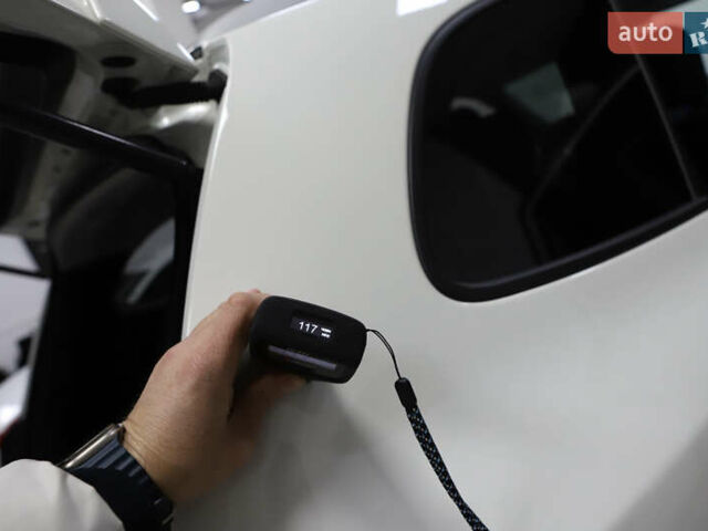 Белый Хендай Санта Фе, объемом двигателя 2.2 л и пробегом 245 тыс. км за 14900 $, фото 101 на Automoto.ua