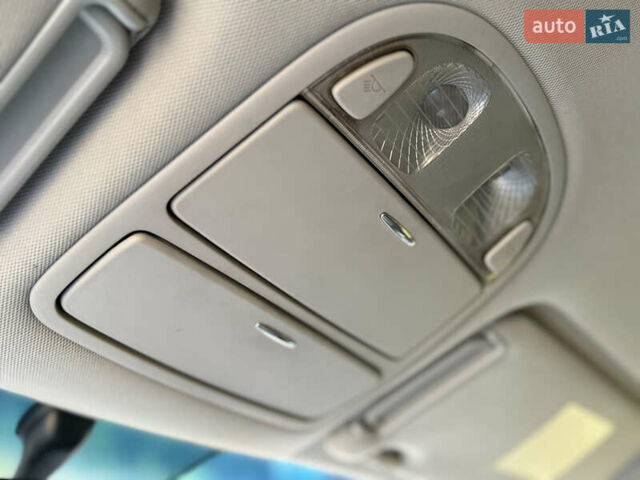 Белый Хендай Санта Фе, объемом двигателя 2.2 л и пробегом 218 тыс. км за 12450 $, фото 47 на Automoto.ua